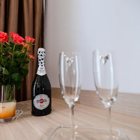 By The Sea Szálloda Năvodari