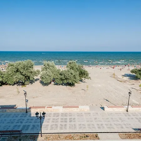 By The Sea * Năvodari