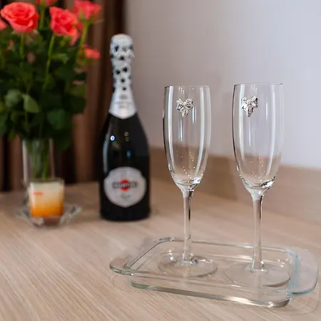 By The Sea Szálloda Năvodari